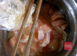 糖醋鸡块的做法图解1