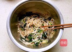 菠菜果仁拌金针菇的做法图解6