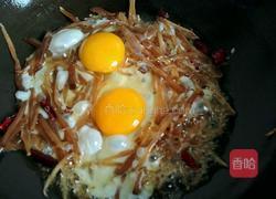 咸菜煎鸡蛋的做法图解6