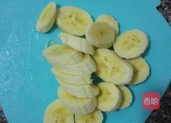 香蕉芒果汁的做法图解3