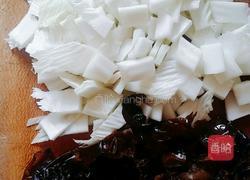 白菜帮木耳的做法图解3
