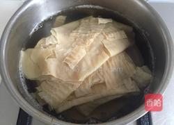 胡萝卜黄瓜拌豆皮的做法图解2