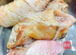 番茄鸡翅配紫薯粥的做法图解1