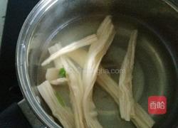 腐竹拌芹菜的做法图解4