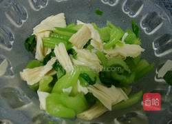 腐竹拌芹菜的做法图解7