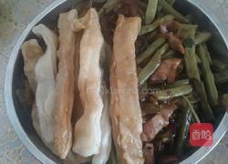 豆角粘卷子一锅出的做法图解10