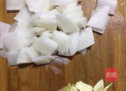 带鱼白萝卜的做法图解2