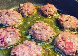 红烩汁配煎牛肉饼的做法图解10