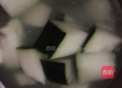 冬瓜薏米龙骨汤的做法图解5