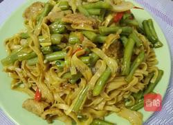 千儿妈厨房~豆角焖面(爸爸的味道)的做法图解1