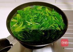 菠菜鸡蛋炖粉条的做法图解3