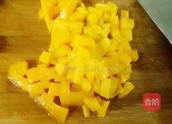 酸奶芒果大果粒的做法图解4