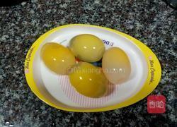 凉拌皮蛋的做法图解1