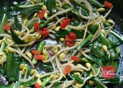 韭菜炒黄豆芽的做法图解9