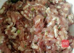 猪肉韭菜馅的做法图解5
