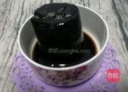 菠萝蜂蜜龟苓膏的做法图解2