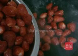 蜂蜜草莓罐头的做法图解4
