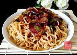 腊肠炒面的做法图解12