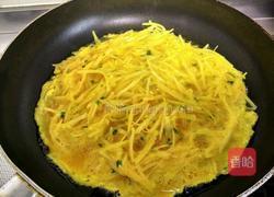 土豆丝鸡蛋饼的做法图解8