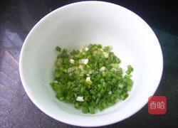 葱香酥青豆的做法图解4