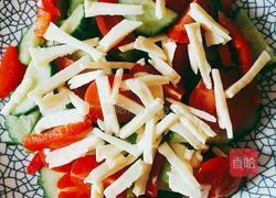 奶酪沙拉的做法图解4