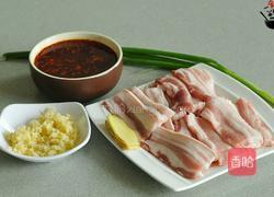 一食半刻‖蒜泥白肉的做法图解1