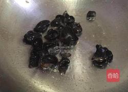 鸡蛋炒木耳的做法图解5