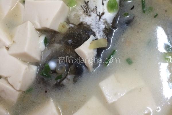 鱼头豆腐汤