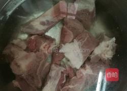 扇骨祛湿汤的做法图解1