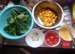 西红柿鸡蛋南瓜面的做法图解1