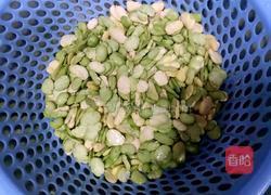 酸菜胡豆瓣汤的做法图解1