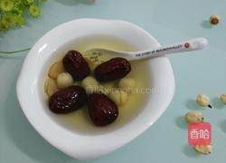 黄氏莲子红枣饮的做法图解5