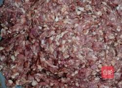 酸菜肉饺子的做法图解2