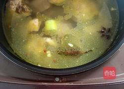 冬瓜胡萝卜玉米排骨汤的做法图解6