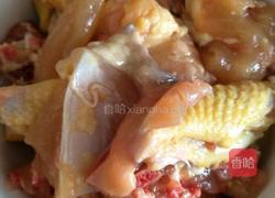 红酒鸡的做法图解1