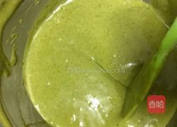 抹茶戚风蛋糕8寸的做法图解6