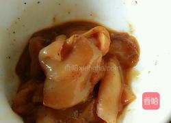 尖椒肉片的做法图解1