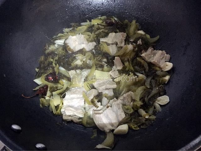 十五分钟后大火翻炒均匀即可出锅