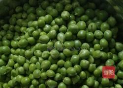 腊肉焖豌豆的做法图解2