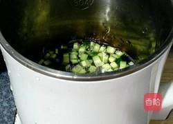 黄瓜豆浆的做法图解3