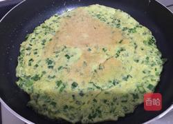 韭菜鸡蛋饼的做法图解7