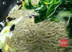 菠菜鸡蛋汤面的做法图解9