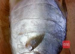 红烧金鲳鱼的做法图解1
