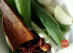 竹笋烧五花肉的做法图解3