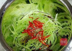 凉拌莴苣丝的做法图解6