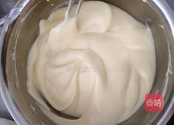 戚风蛋糕的做法图解8