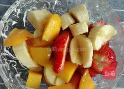 酸奶水果捞的做法图解4