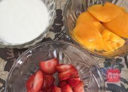 三色布丁果冻的做法图解2