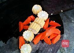 玉米汤的做法图解1