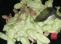 青瓜炒肉片的做法图解8